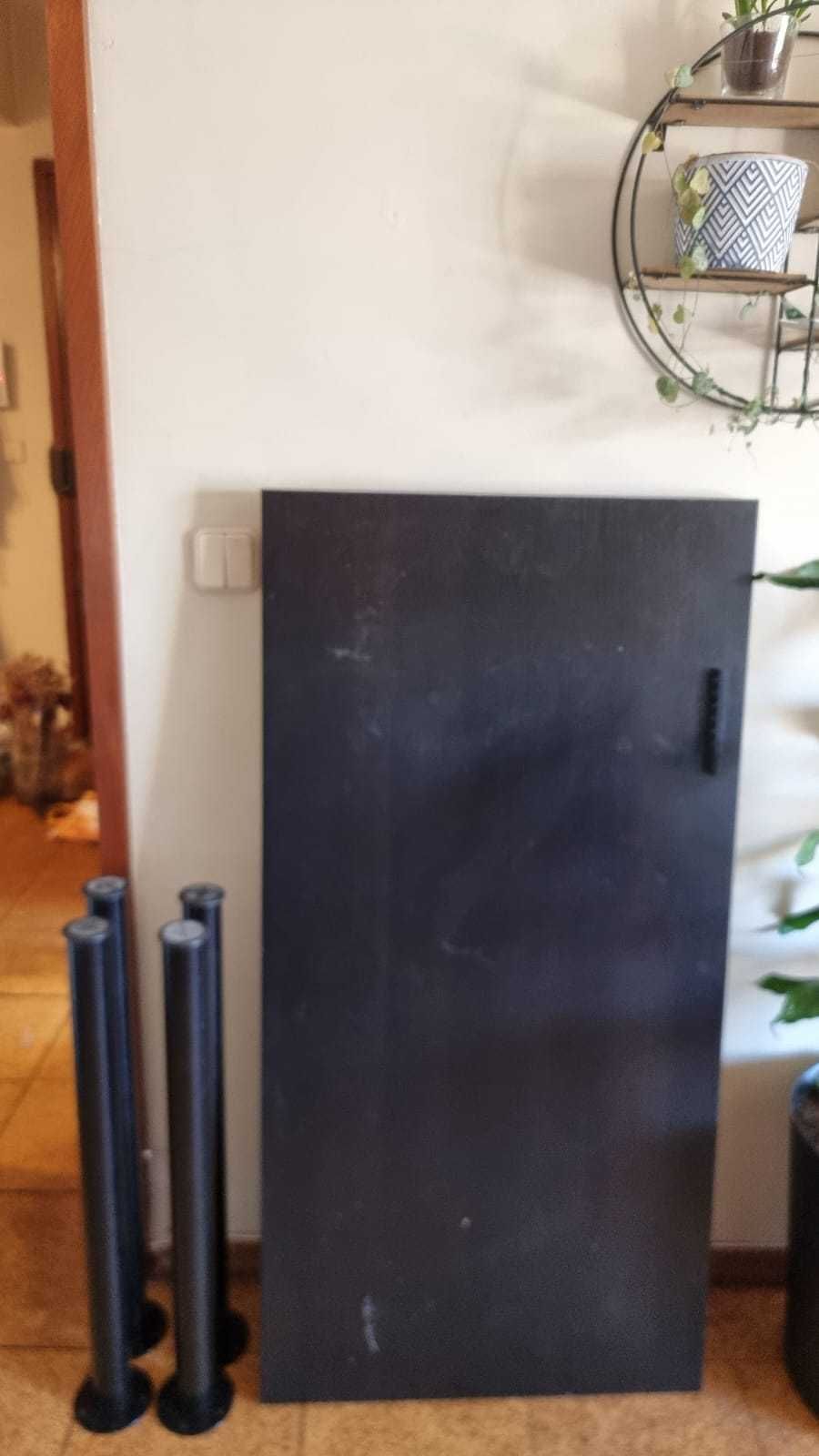 Mesa/Secretaria Preta
