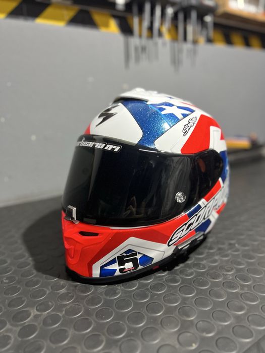 Capacete scorpion exo-r1 Air Alvaro Bautista II