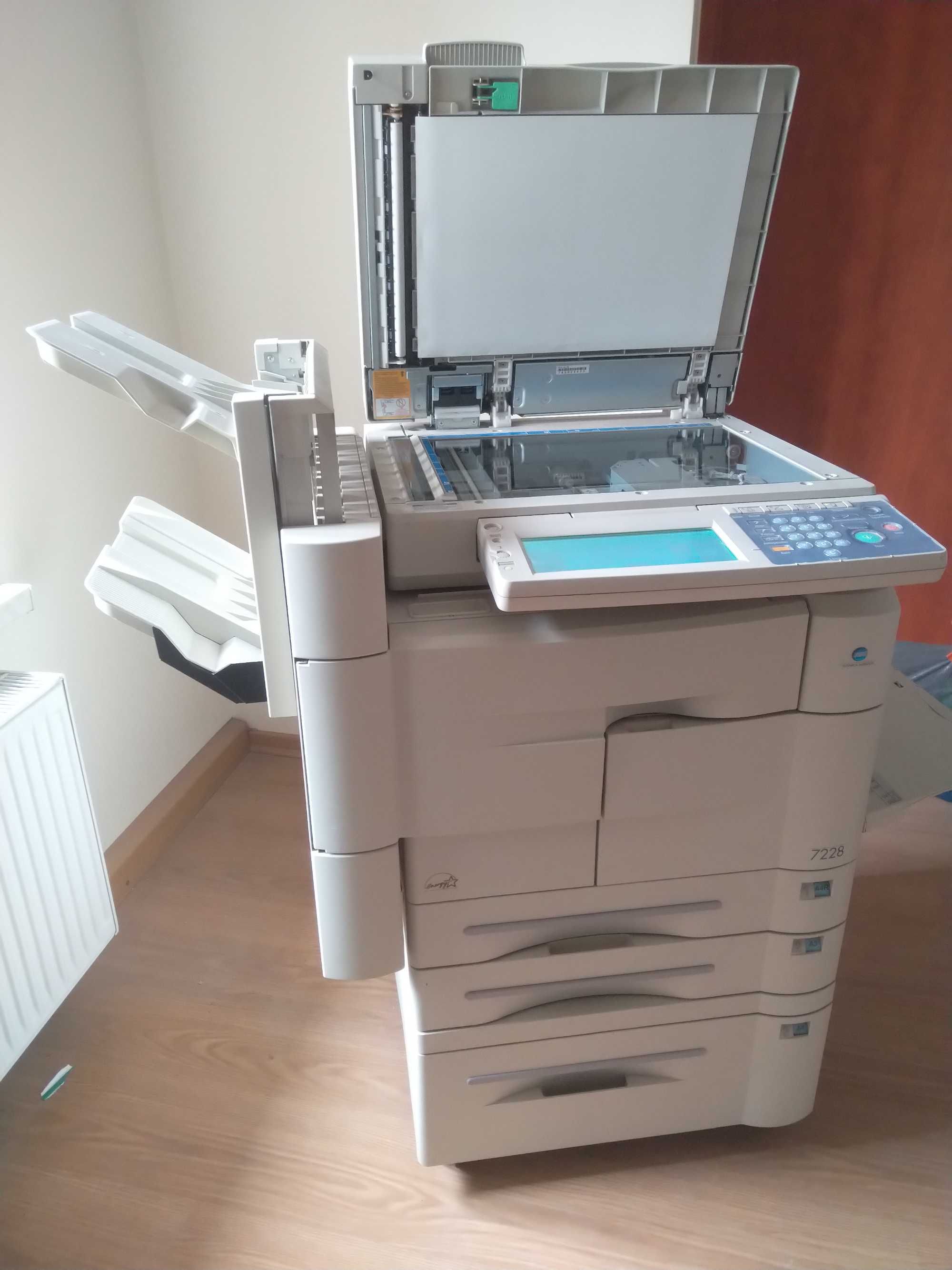 Sprzedam kserokopiarkę Konica Minolta 7228.