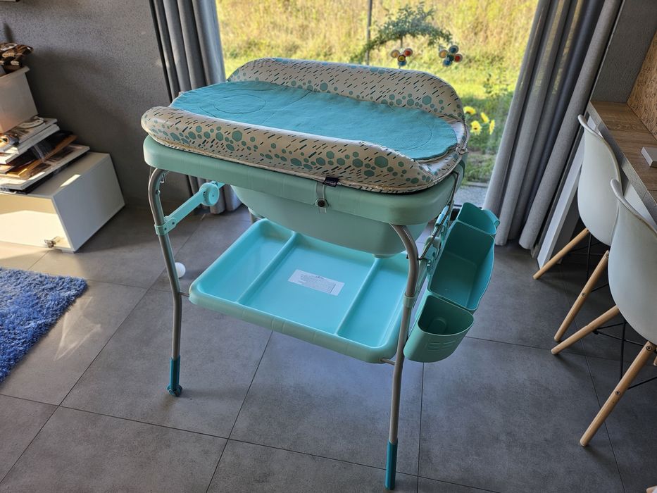 REZERWACJA Przewijak z wanienką i leżaczkiem Chicco