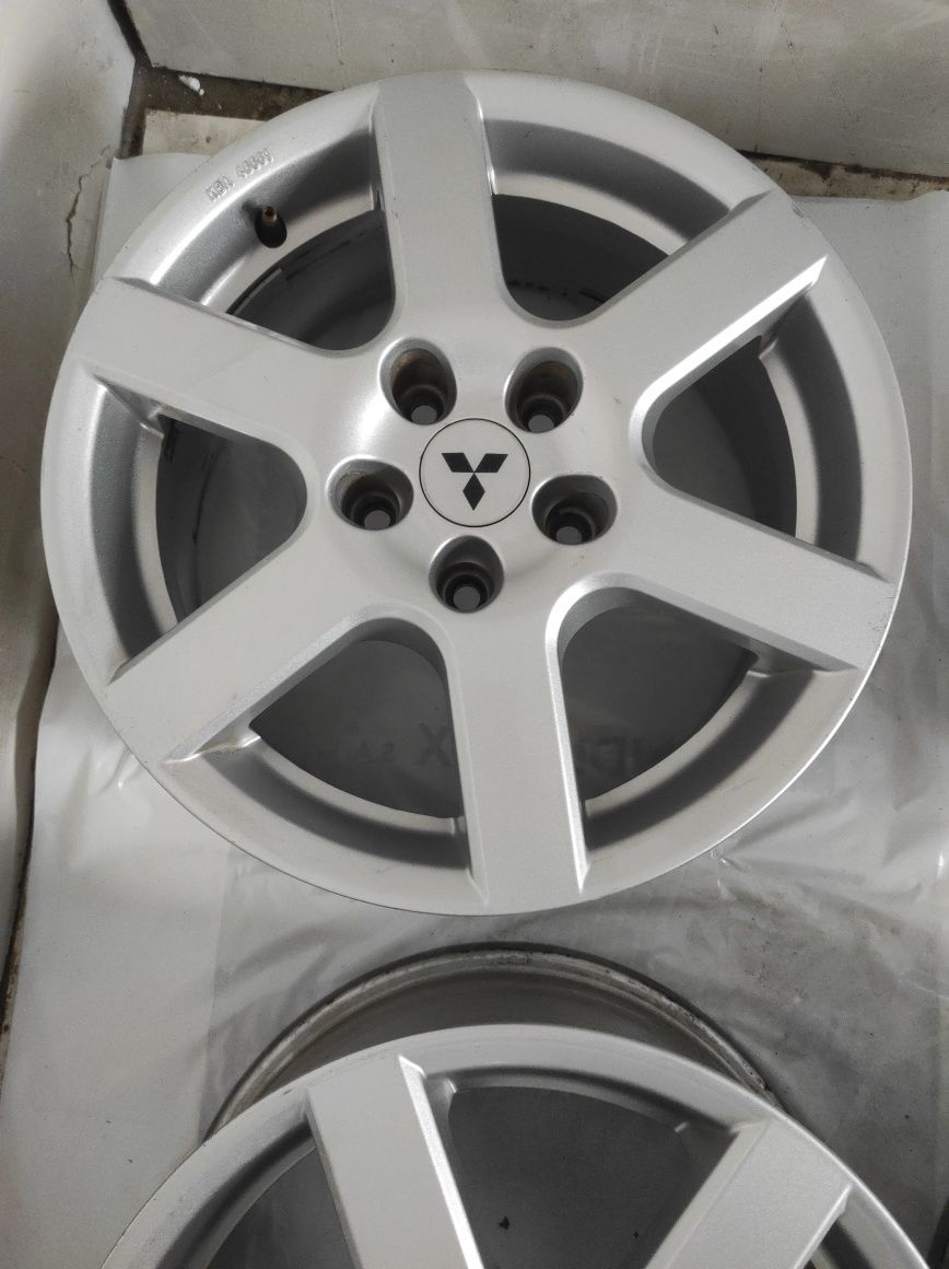 283 Felgi aluminiowe MITSUBISHI R 16 5x114,3