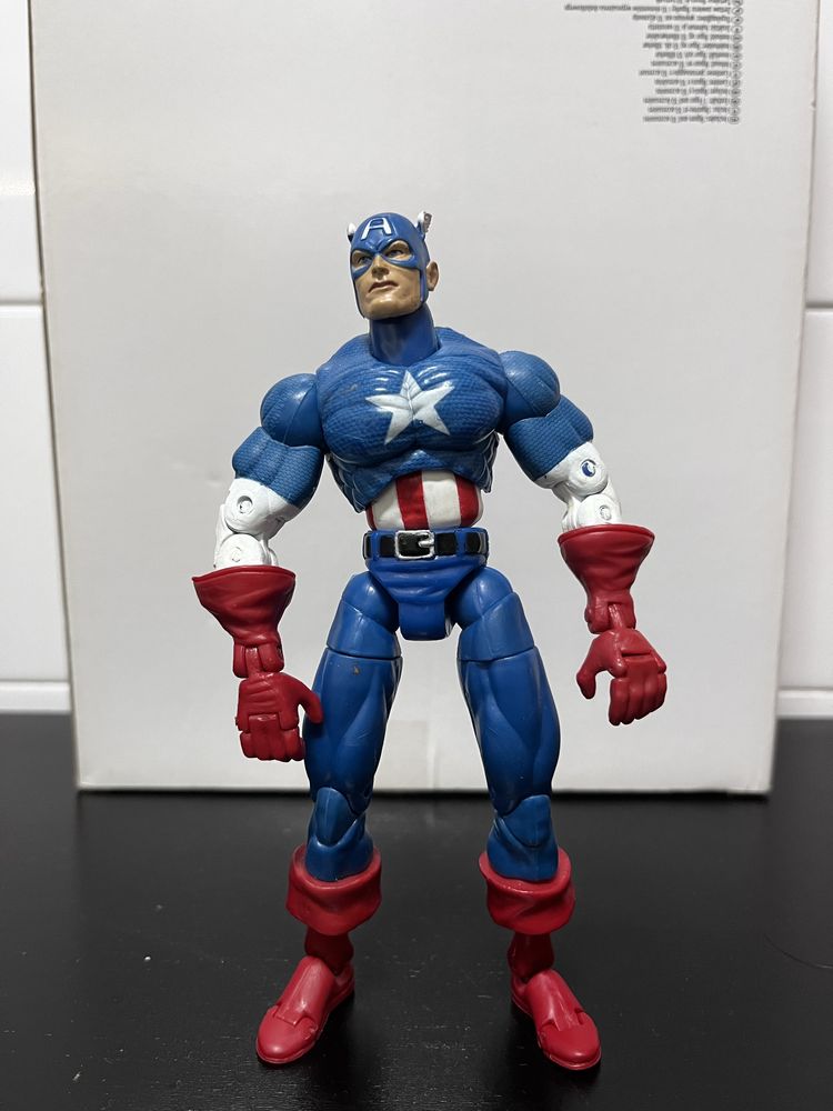 Figura Marvel capitão america