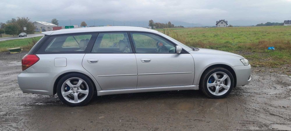 Subaru Legacy 3.0 h6 AWD
