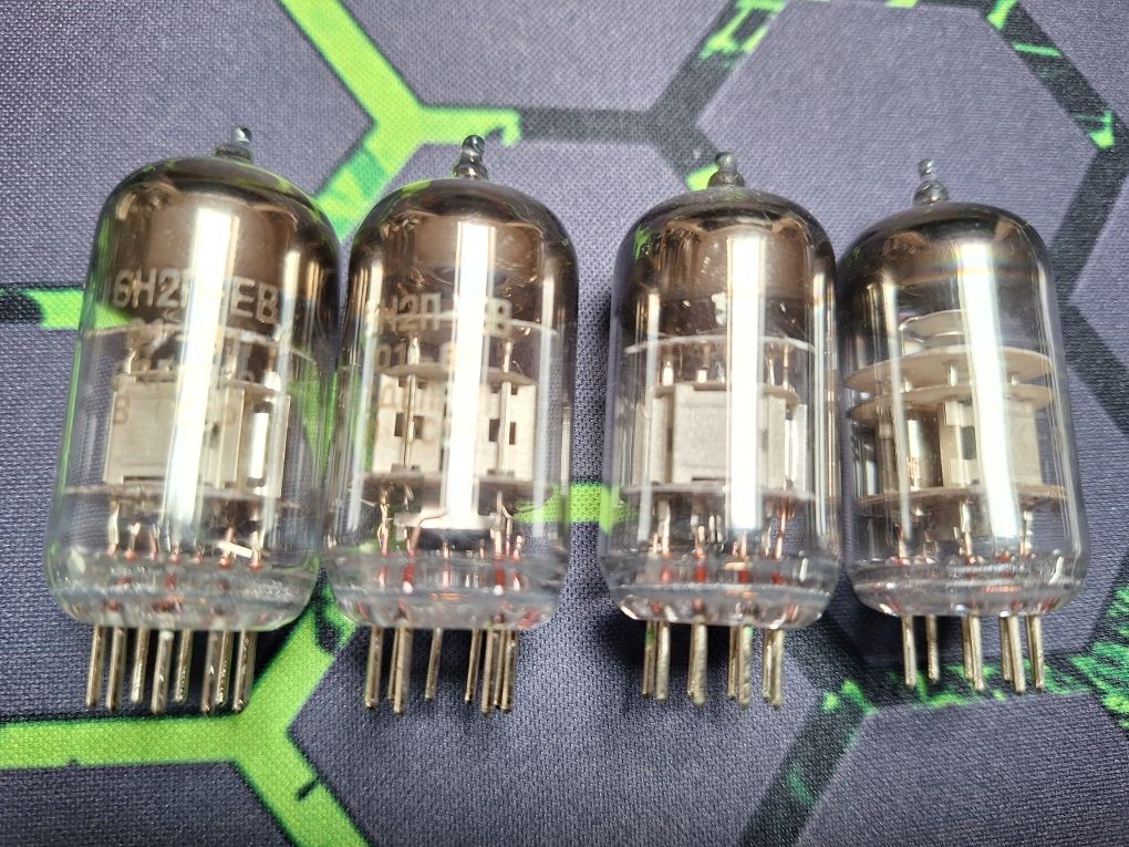 Lampy 6n2p 4szt. preamp