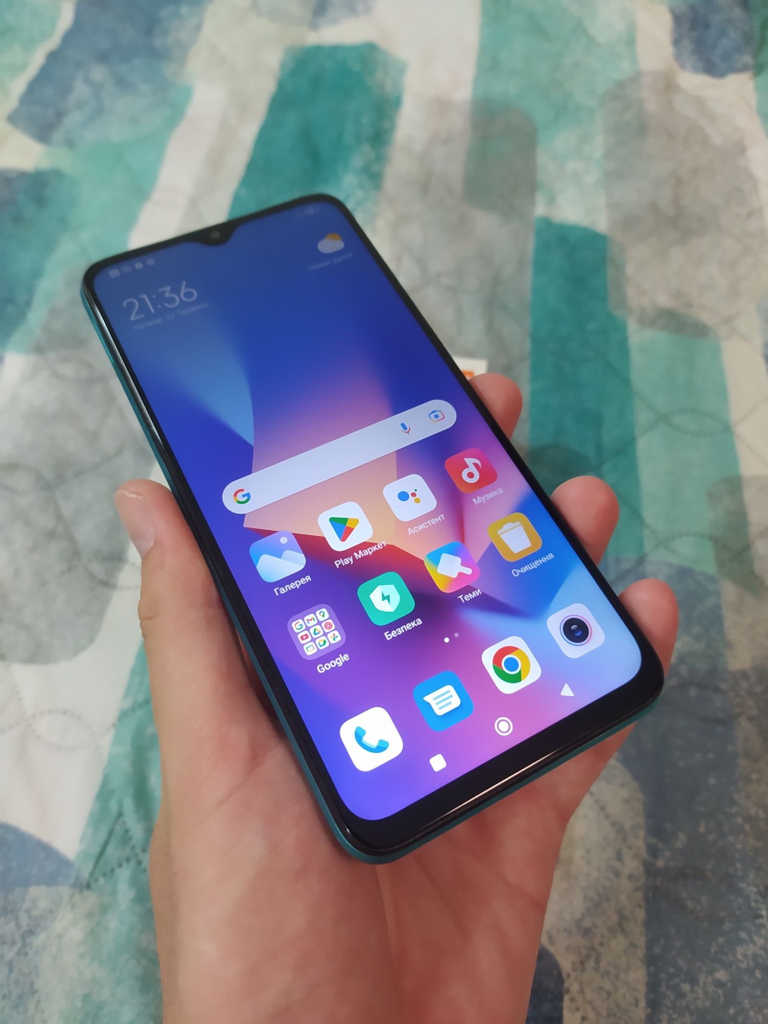 Крутий смартфон Xiaomi Redmi 9T 4/128GB в гарному стані