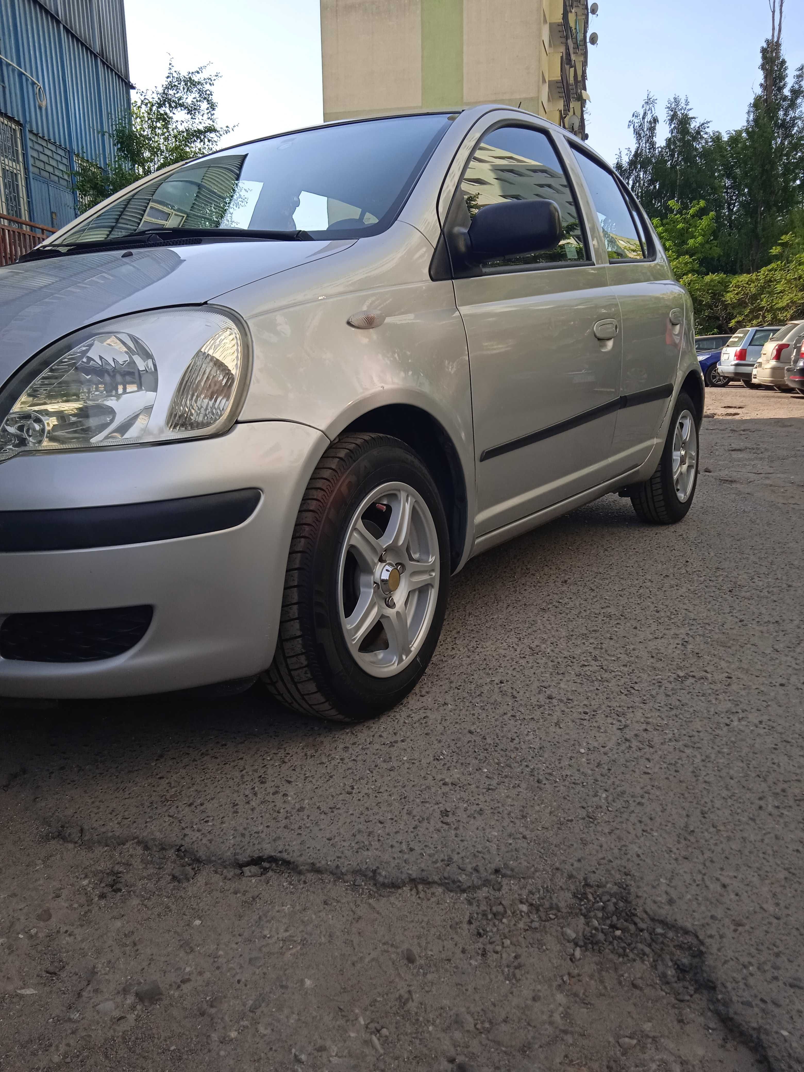 Toyota Yaris 2005 r.