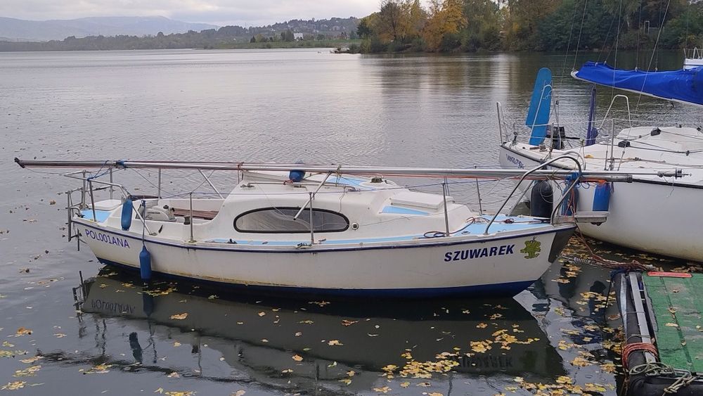 Jacht żaglowy Fantasie 19 z silnikiem elektrycznym