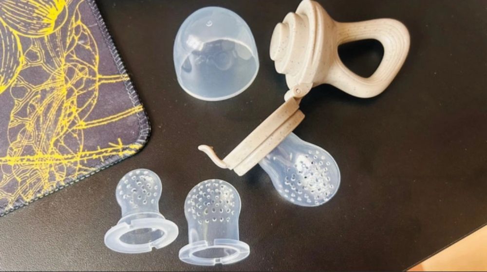 Smoczek Gryzak do jedzenia owoców