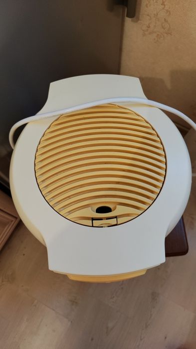 Дёшево продам фритюрницу Moulinex A08