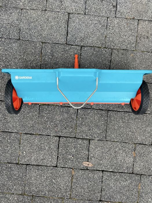 Siewnik Gardena combosystem 3 l 40 cm