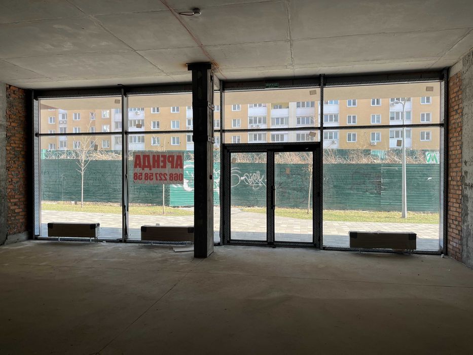 ОРЕНДА. ФАСАД. Комерція (кафе/ресторан/магазин) 147м² ЖК Варшавський 1