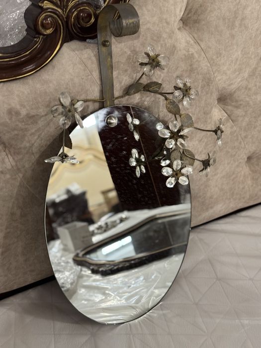 Консоль з дзеркалом. Мармур