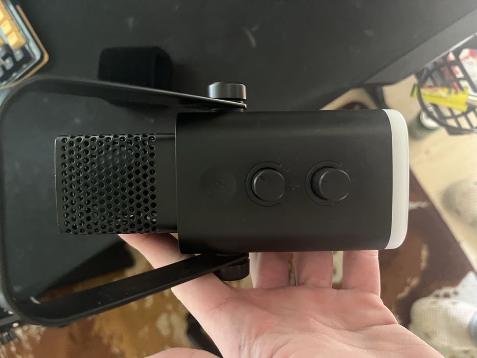 Sprzedam mikrofon Fifine AM 8 z uchwytem i oryginalnym kablem.