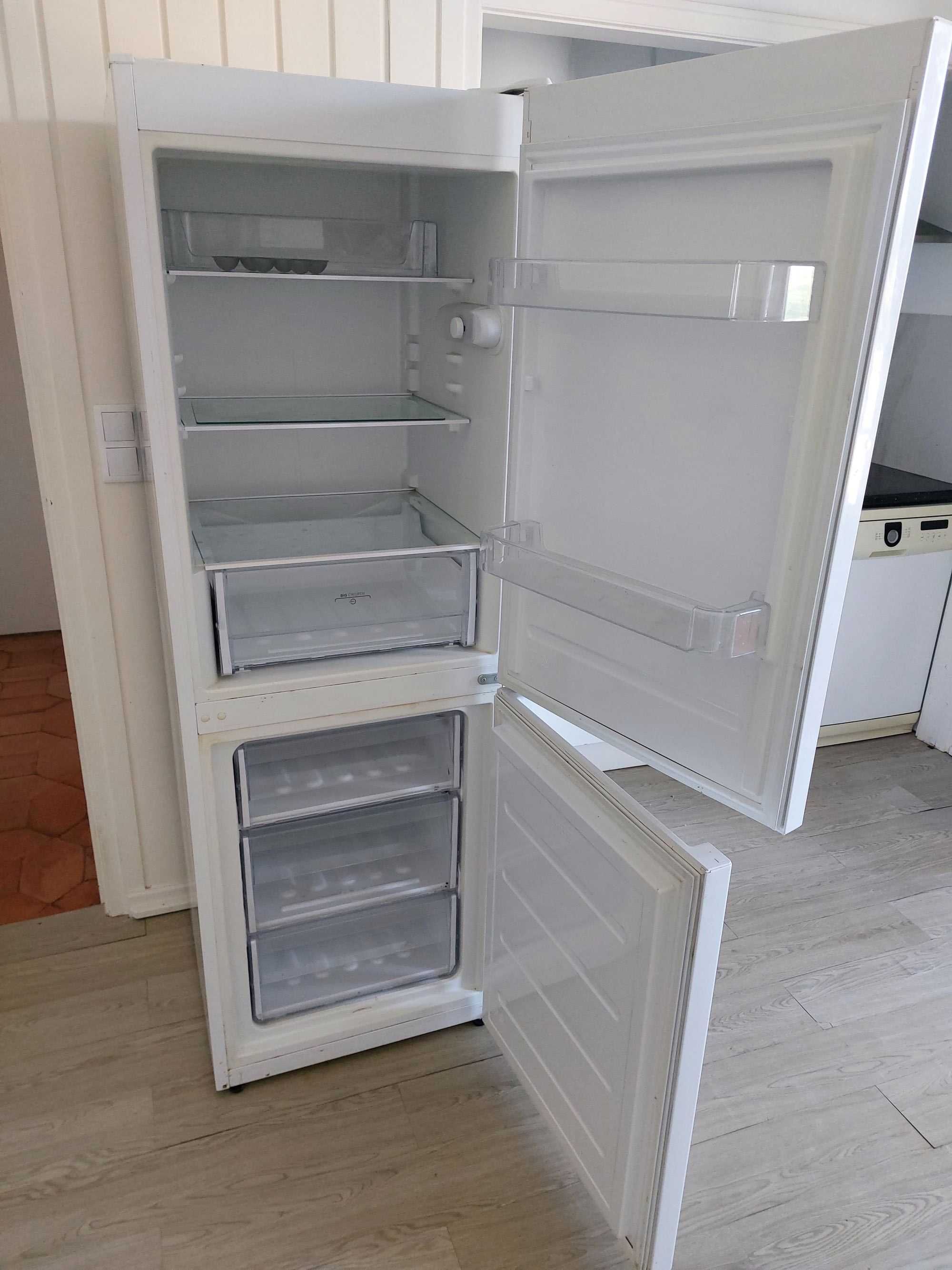 Combinado Indesit