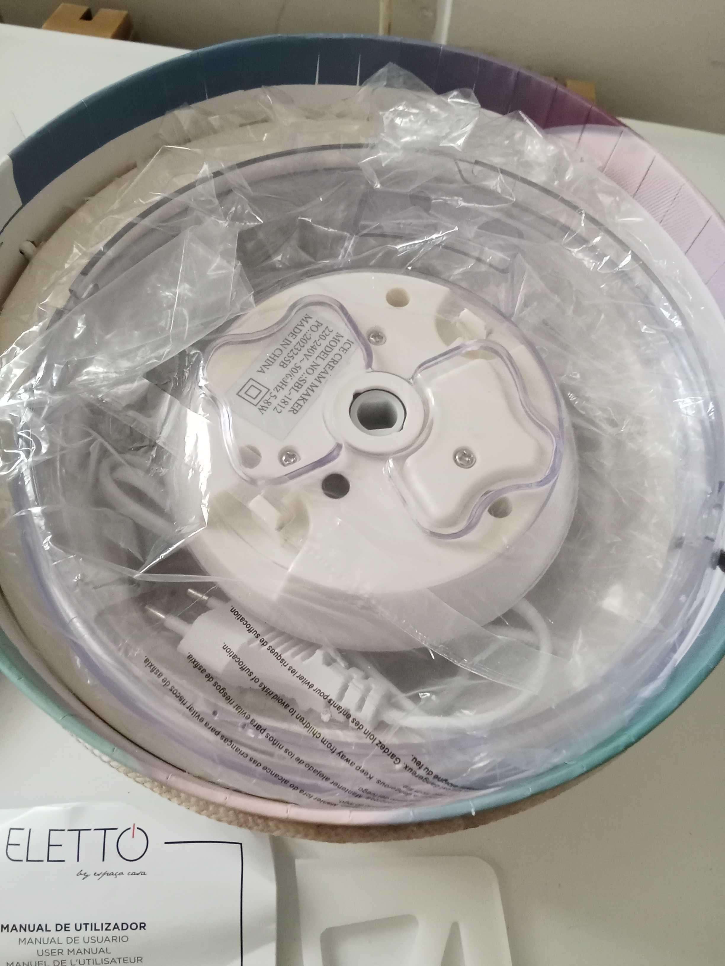 Máquinq de gelados NOVA URGENTE PARA DESOCUPAR