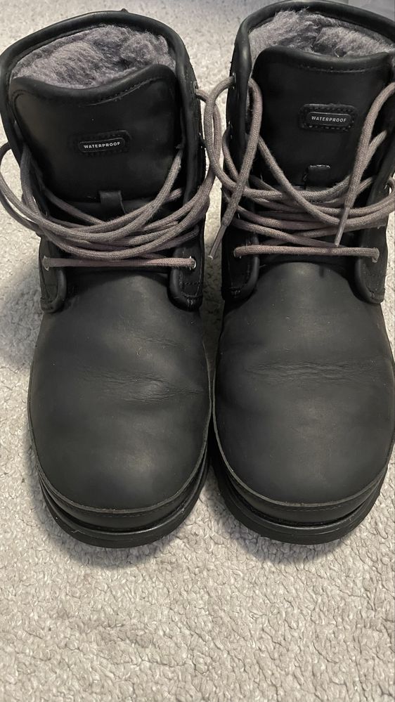 UGG s/n 1017238 продам оригинал