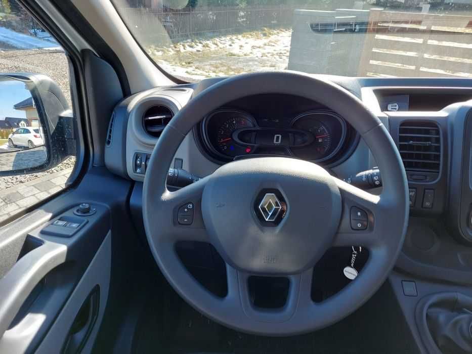 Wynajem Auta Trafic Bus 9 osobowy, Transport gości weselnych Tanio