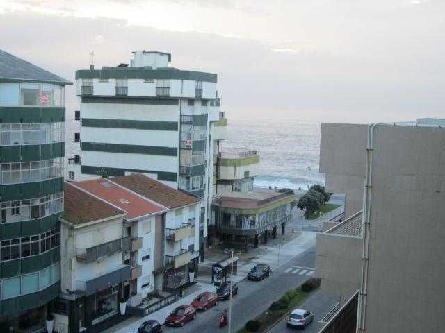 Alugo temporário T3 Caxinas - V. do Conde 990€