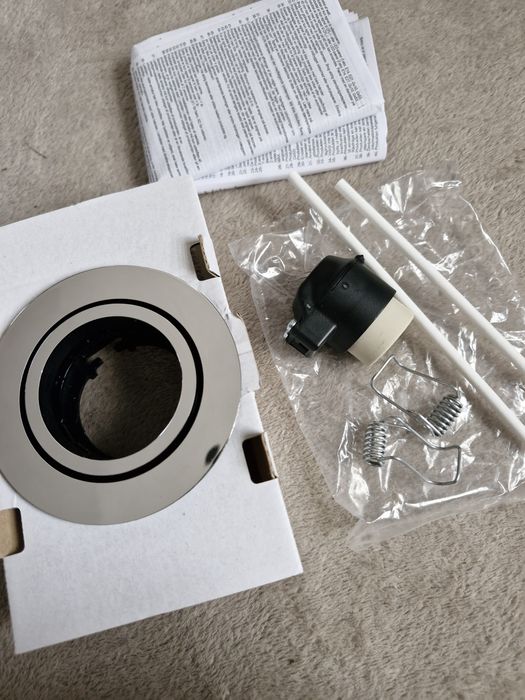 Philips wbudowany refrektor punktowy