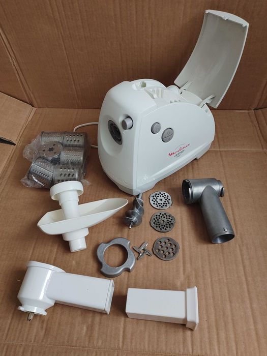 Електром'ясорубка Moulinex HV8