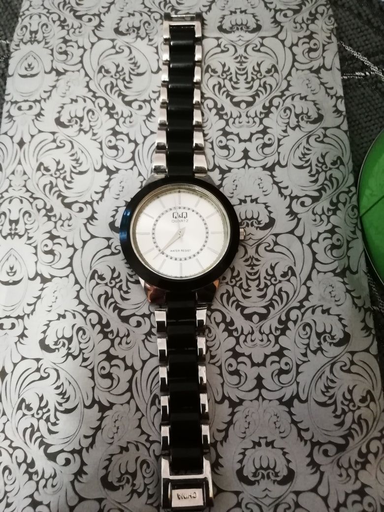 Zegarek damski nowy
