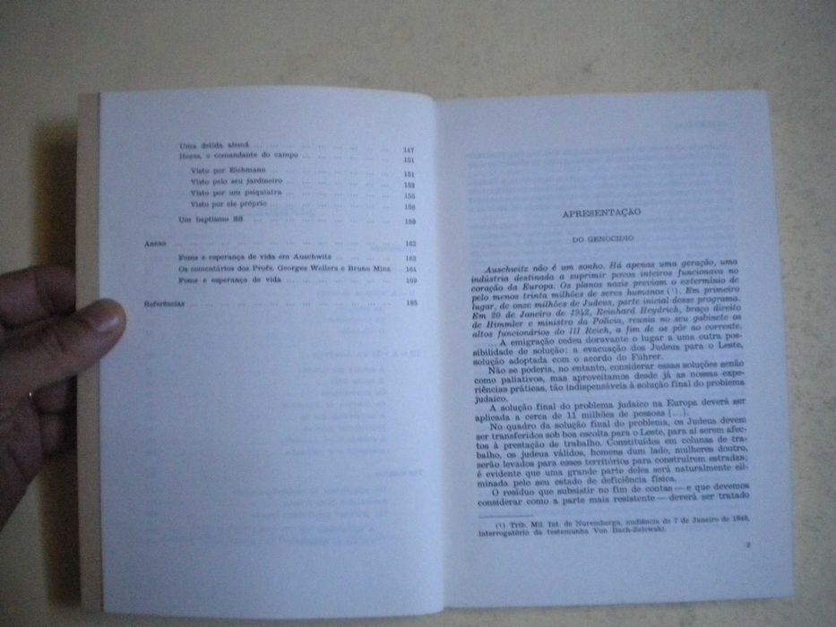 Auschwitz Anatomia dum campo de concentração 
de Léon Poliakov