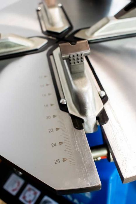 Montażownica do opon wymiany kół 26" automat KM-26A 2 Biegi Kupczyk