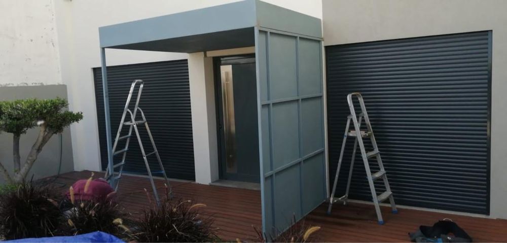 Portões, escadas, esplanadas, guarda corpos, e outros