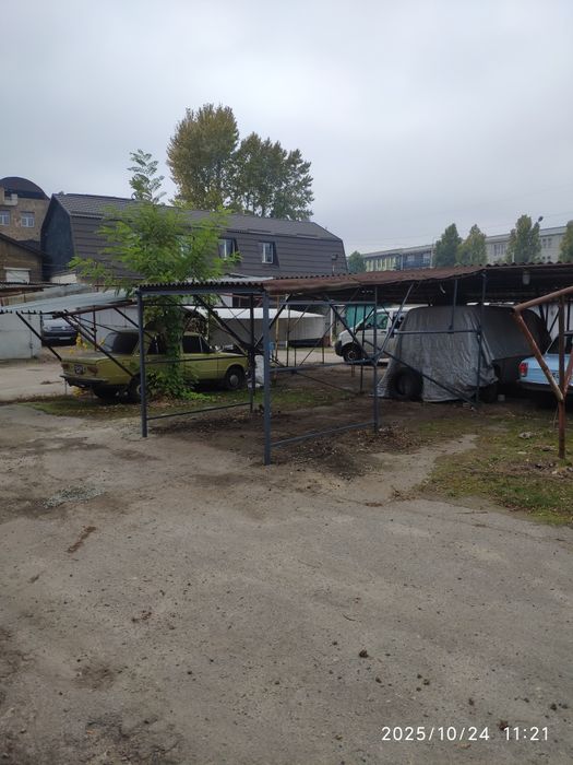 Сдам крытое паркоместо