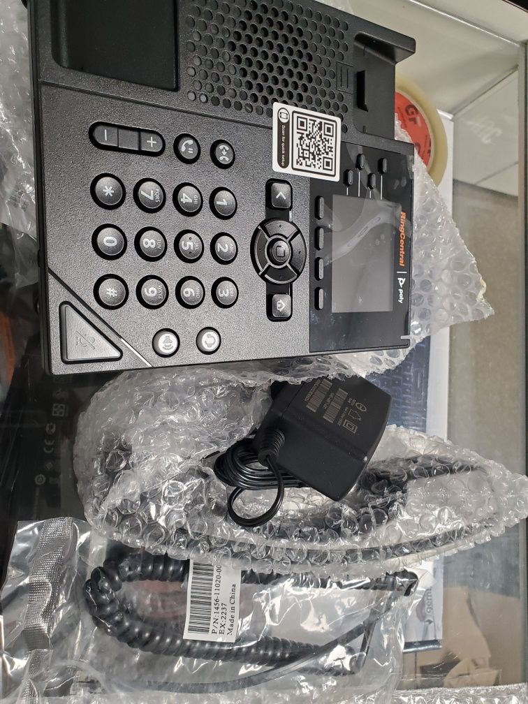 IP-телефон Polycom VVX 250