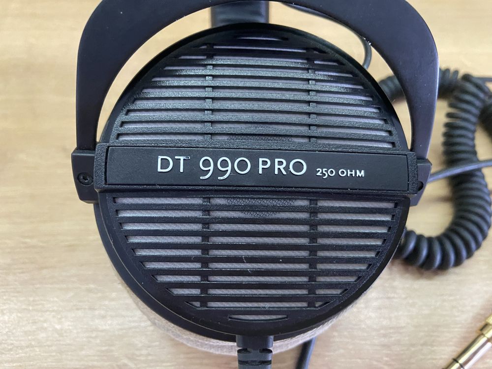 Навушники Beyerdynamic dt990 pro. Шкіряні амбушури в подарунок