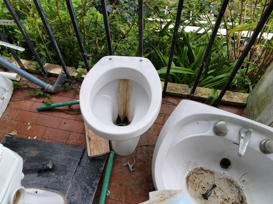 Loiças de Casa de Banho