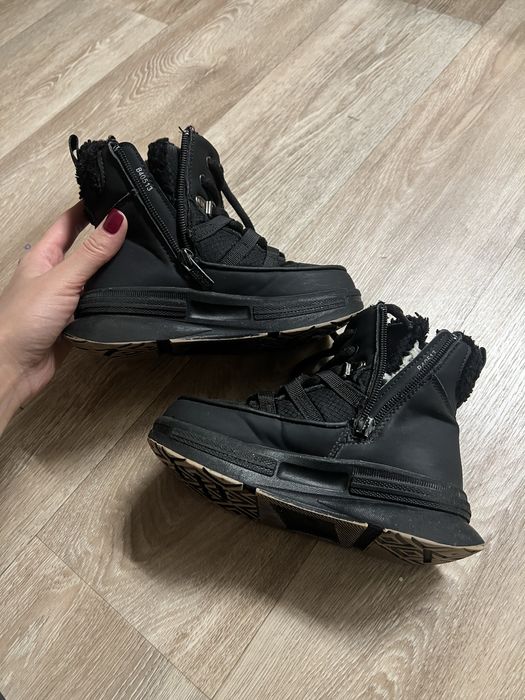 Зимові сапожки для дівчинки