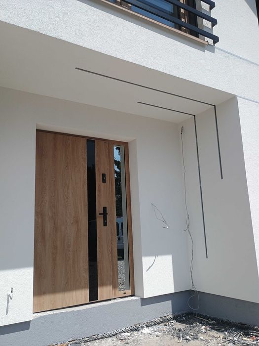 Elewacje, docieplenia budynków, remonty.