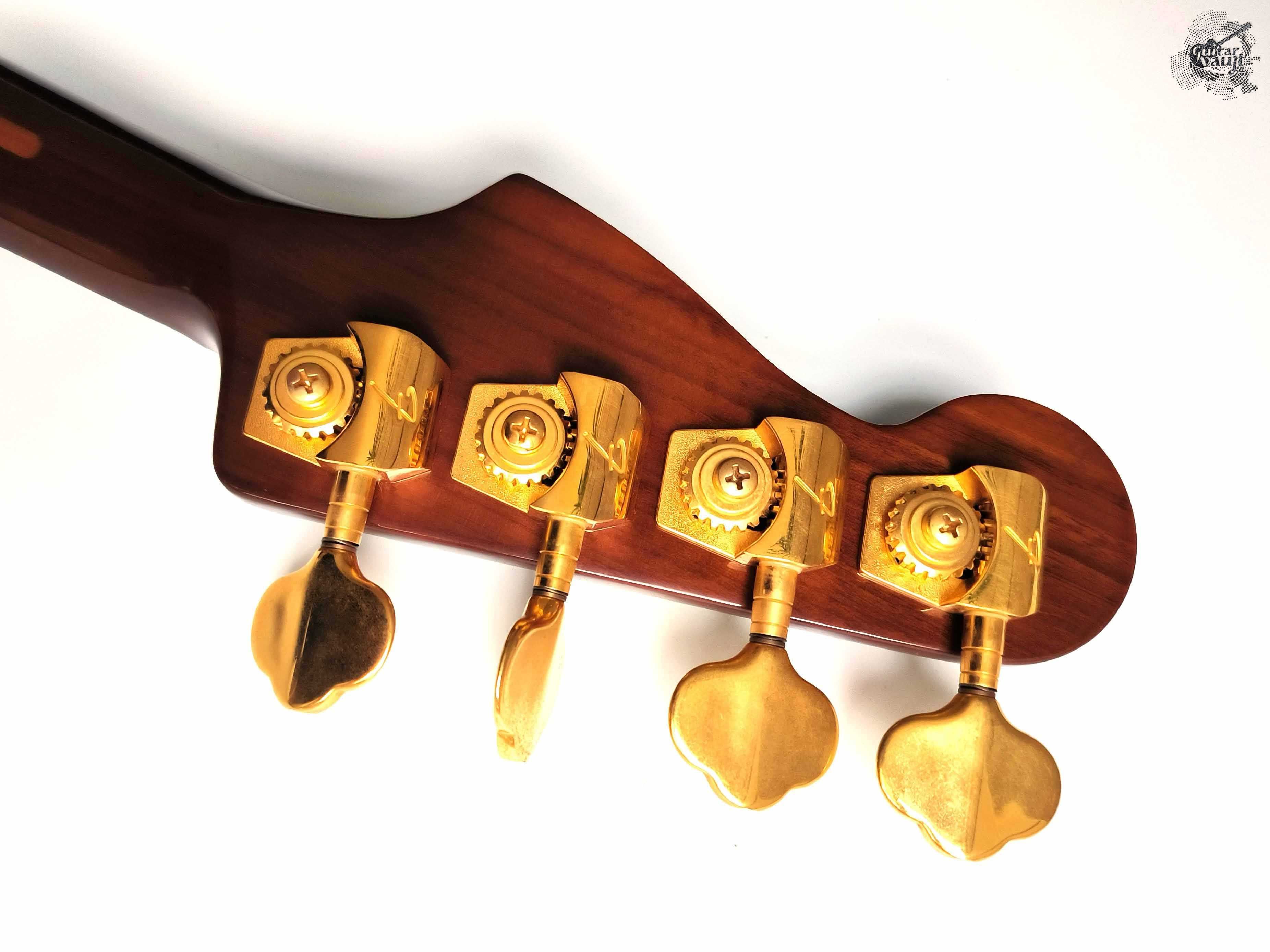 Як новий! '1983 Fender American Elite II Precision Bass Walnut Limited