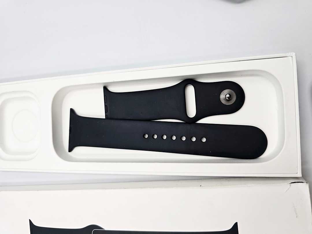 Apple Watch Series 9 45mm A2980 M/L GPS