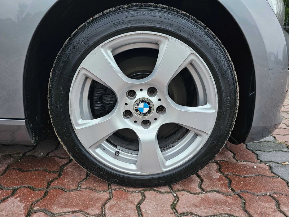 BMW E90 E91 E92 E93 FELGI 17" syling 243 opony 5x120 e81 e82 e87 e46