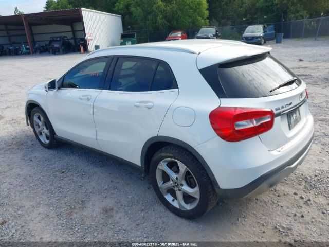 Mercedes-Benz GLA 250 2019