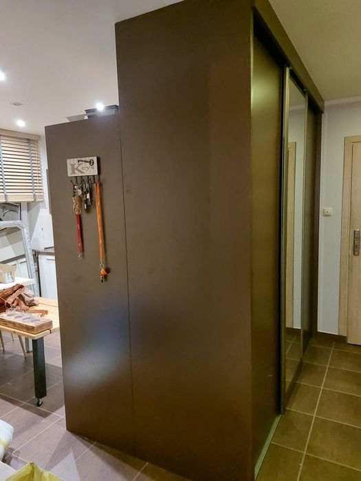 Sprzedam zestaw mebli kuchennych + szafa do przedpokoju