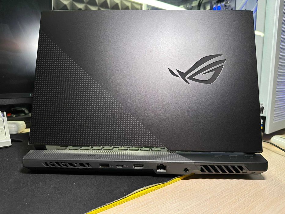 Ноутбук ASUS ROG Strix G15 G513IM (G513IM-HN008)