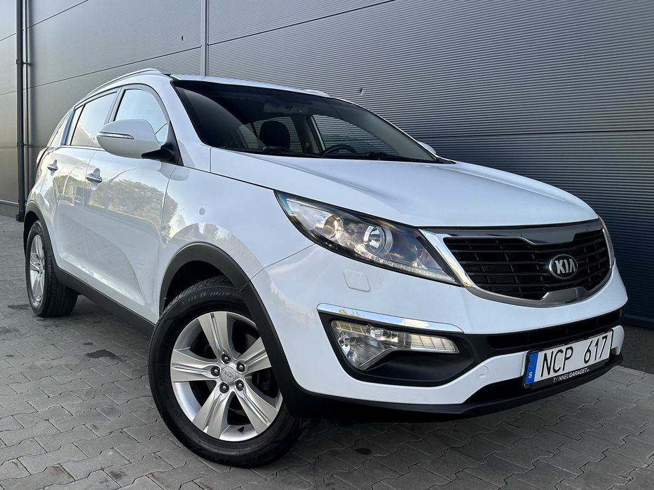 KIA SPORTAGE 1.7 CRDI 115PS Xenon LED Tempomat PDC White 17" PIĘKNA !