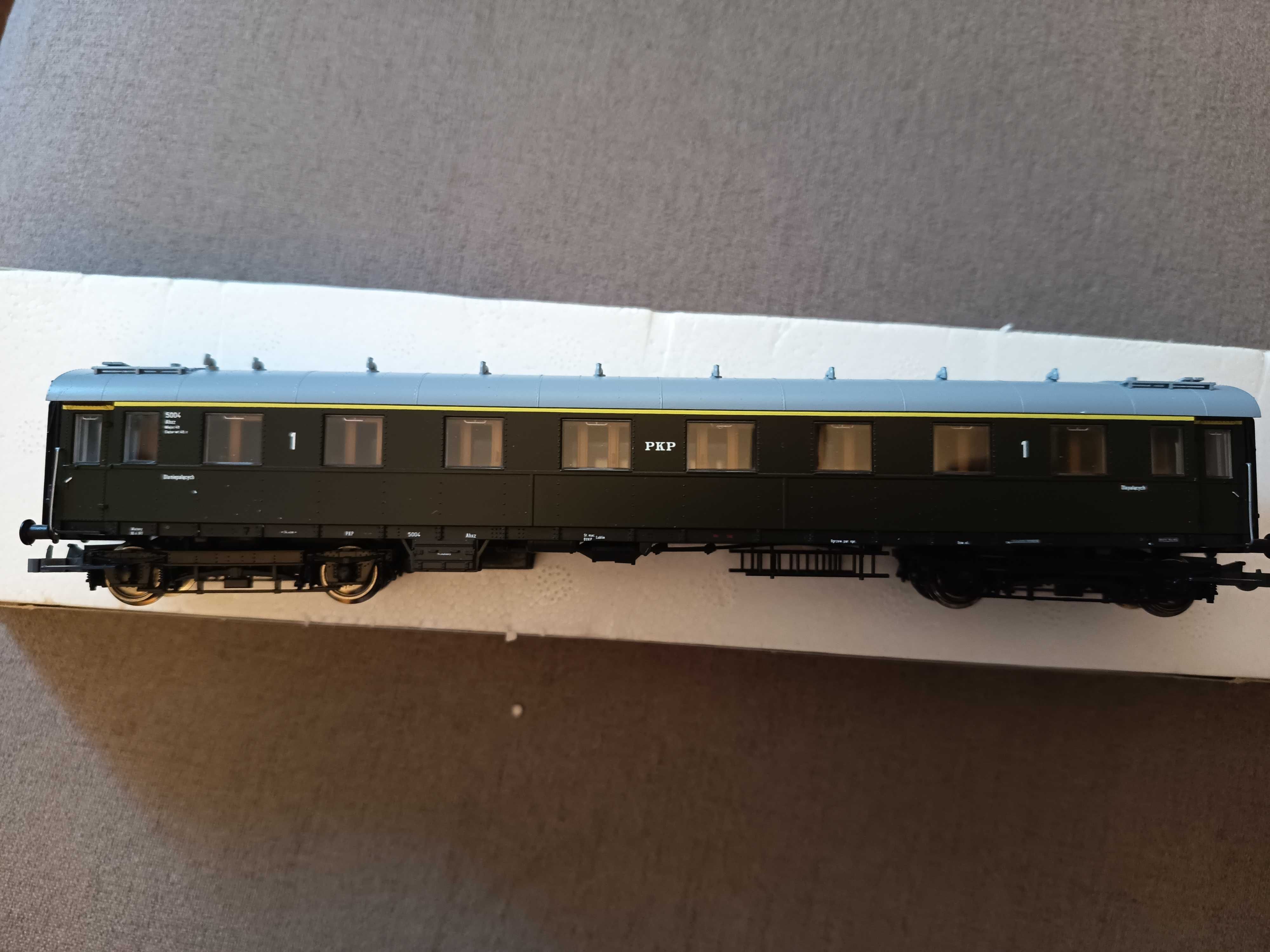 Roco 45845 Wagon osobowy 1 kl