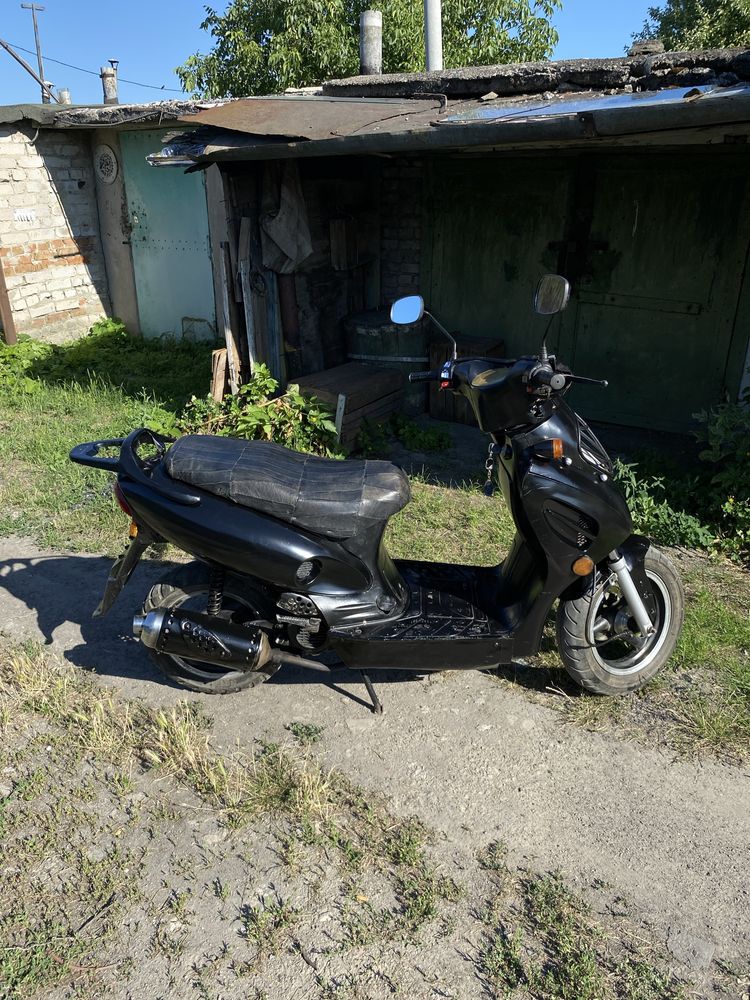 Продам скутер Zondr 80куб.на ходу