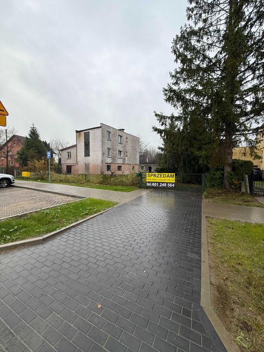 Sprzedam tani dom z potencjałem na dużej działce, bez pośredników