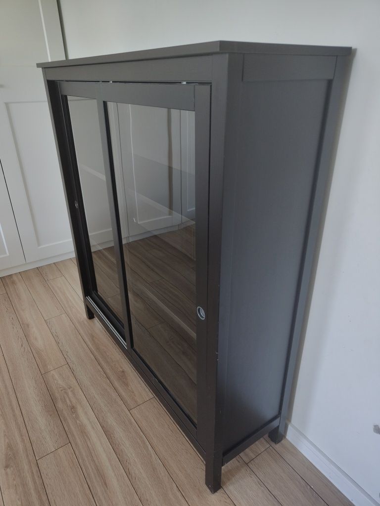 Witryna Hemnes Ikea