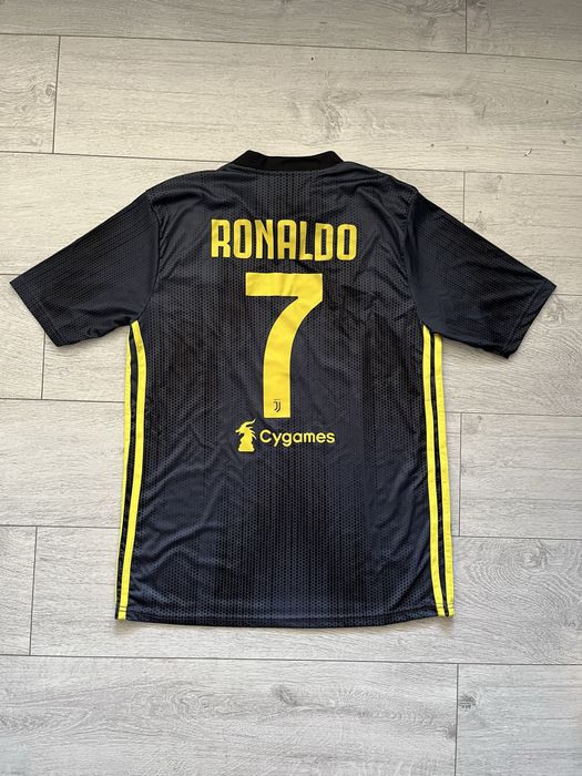 Koszulka piłkarska Ronaldo, Juventus, marki adidas, rozmair M