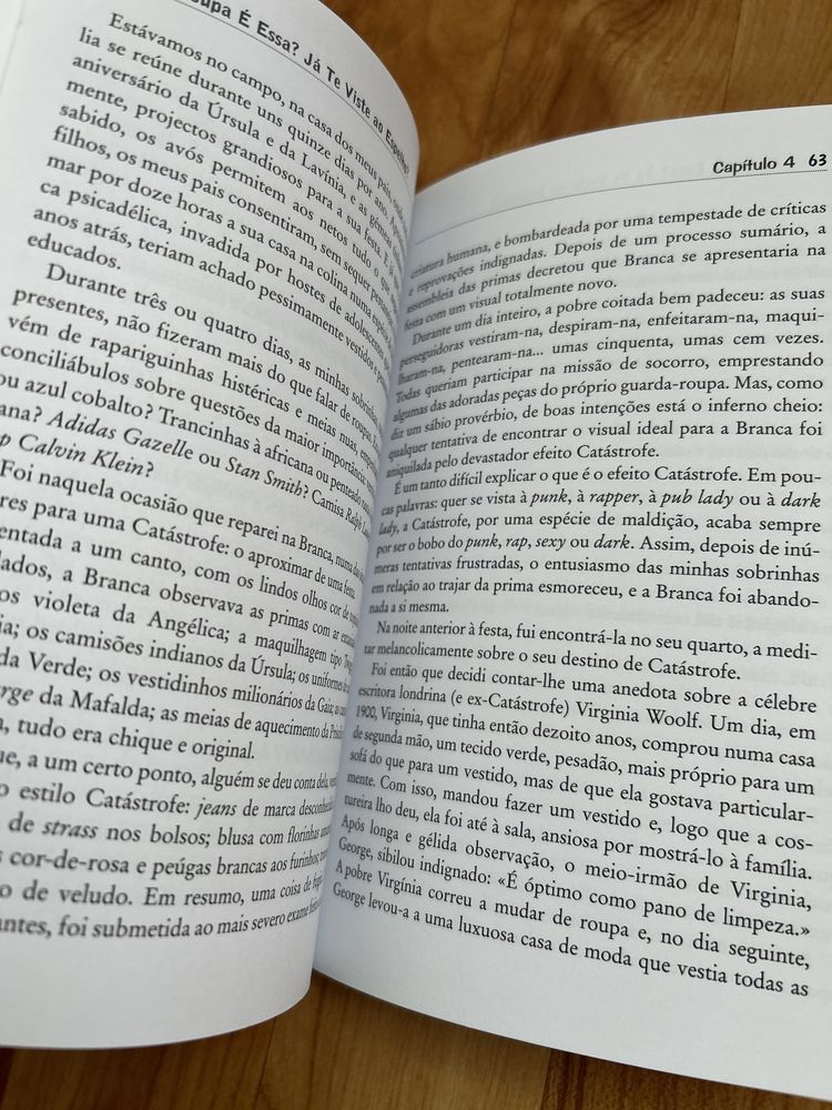 Livro “Que roupa é essa? Já te viste ao espelho?”, de Giulia Goy