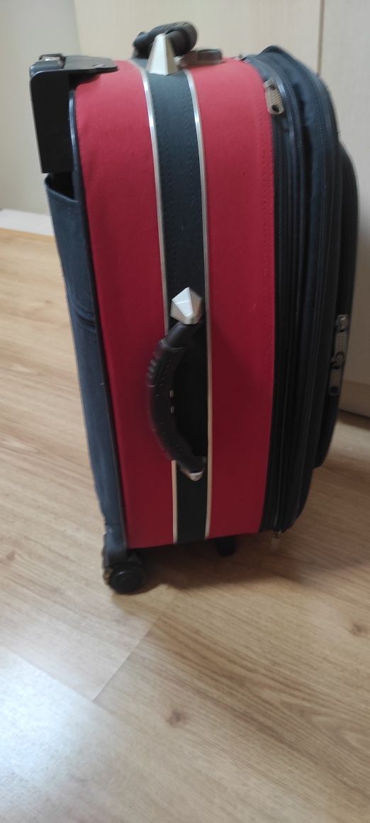 Mala de viagem como nova.