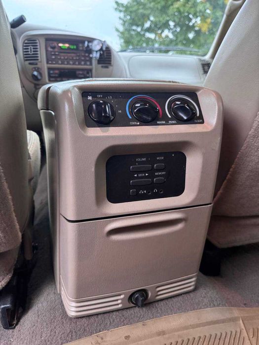 Ford Expedition 5.4L Triton Eddie Bauer (2000) USA Import | 133к миль