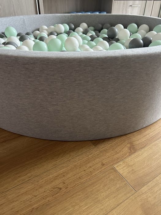 Basen z kulkami, duży
